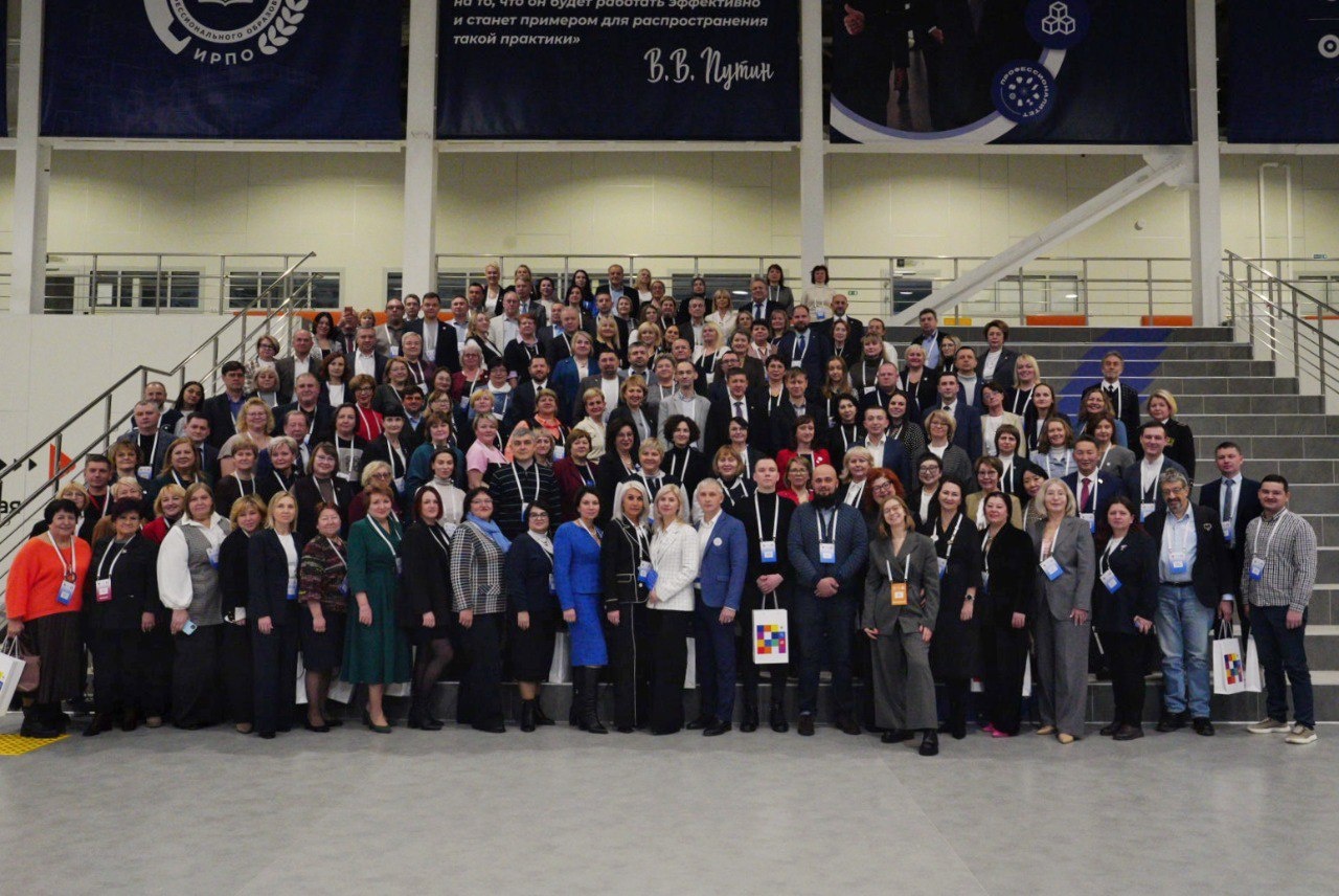 77e0677a08673b32548e_2000x