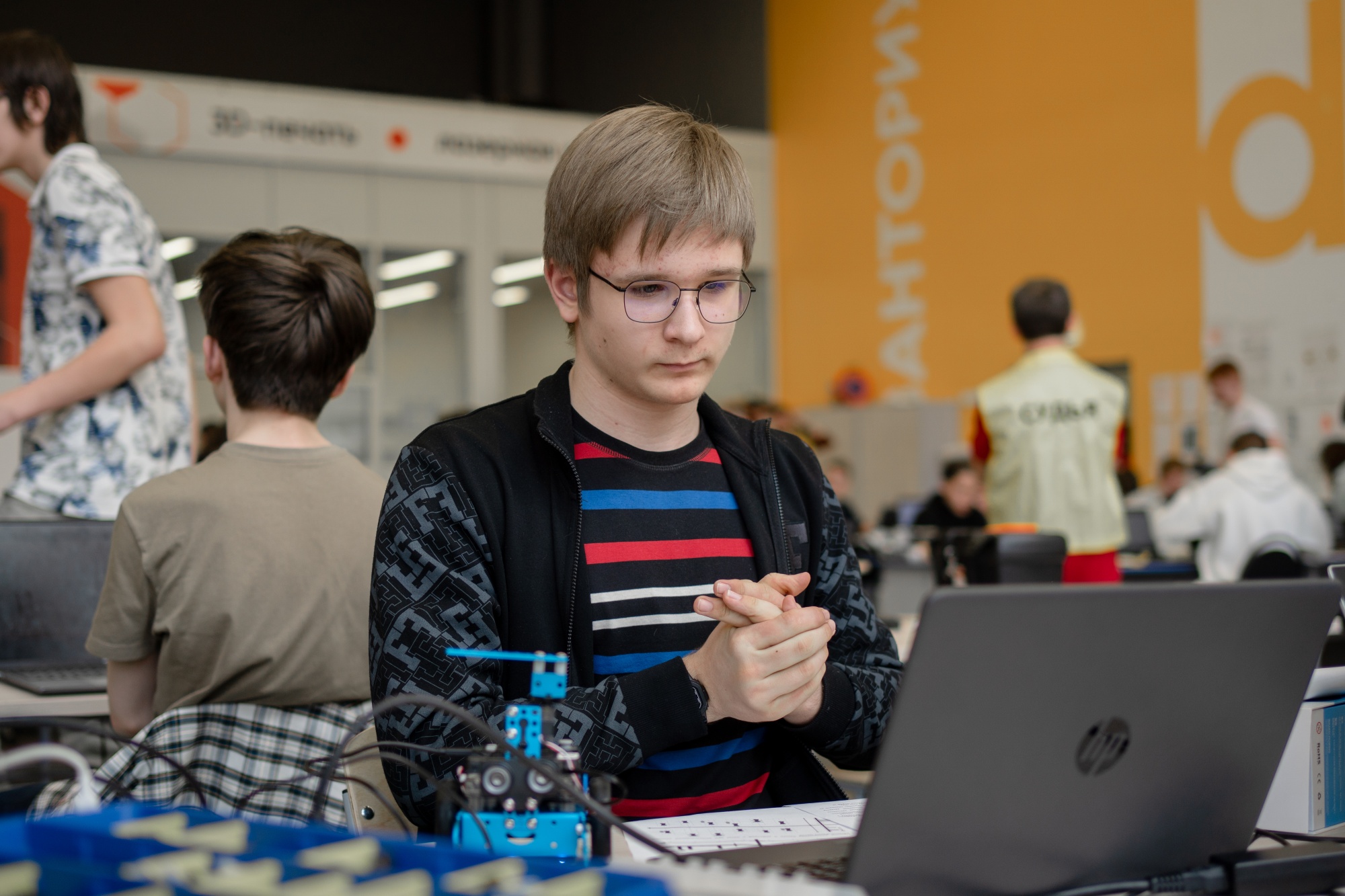 Стартовал финал первой Открытой всероссийской олимпиады по робототехнике