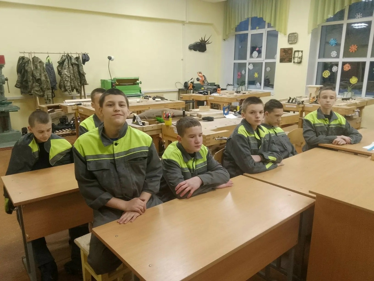 Деревянных дел мастера