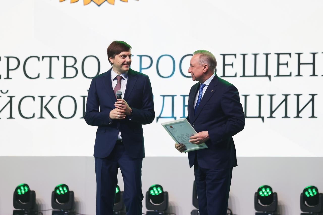 c8ee2da48c079184e5d1_2000x