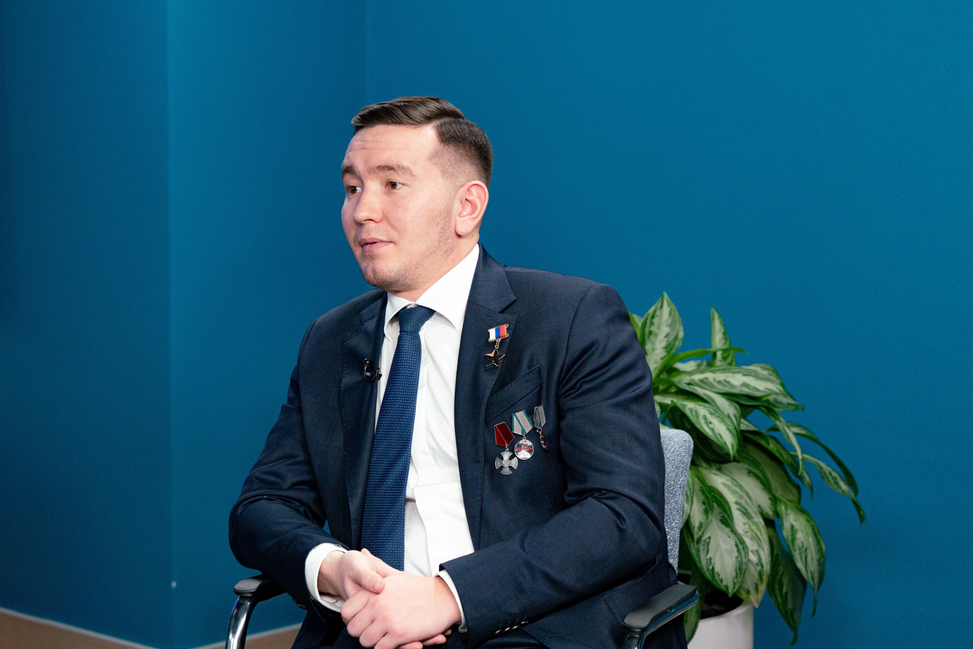 dae7841fe28592c2a4b3_2000x