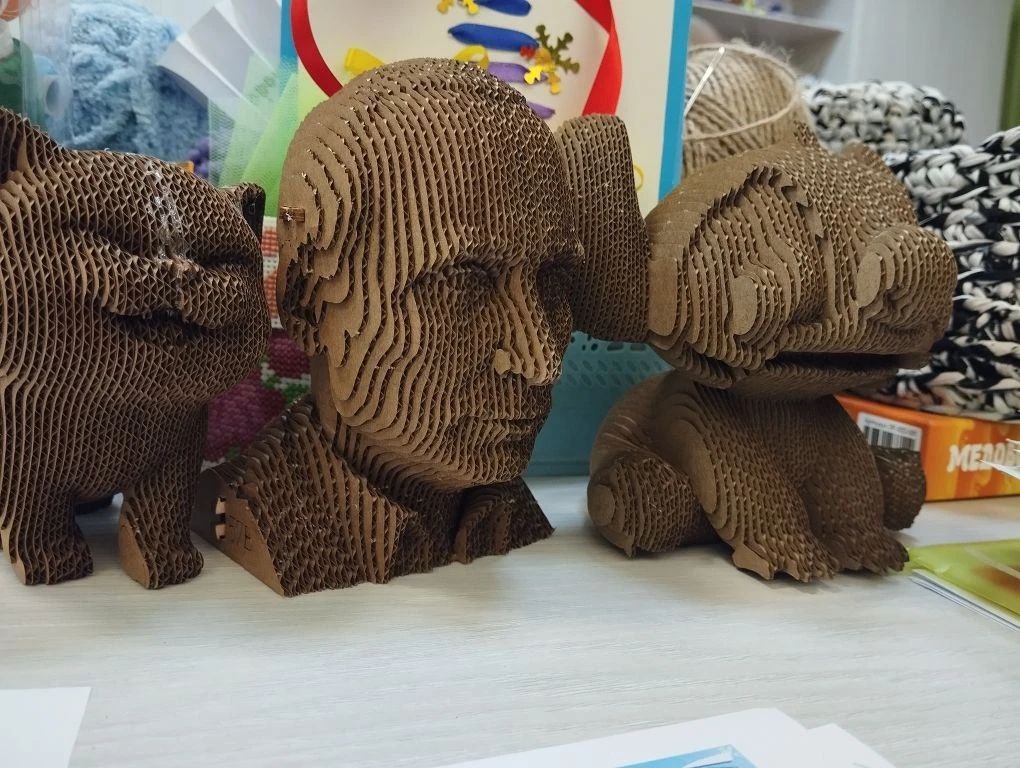 1952733d-c5a3-49e2-ae50-4f7a46f4d559