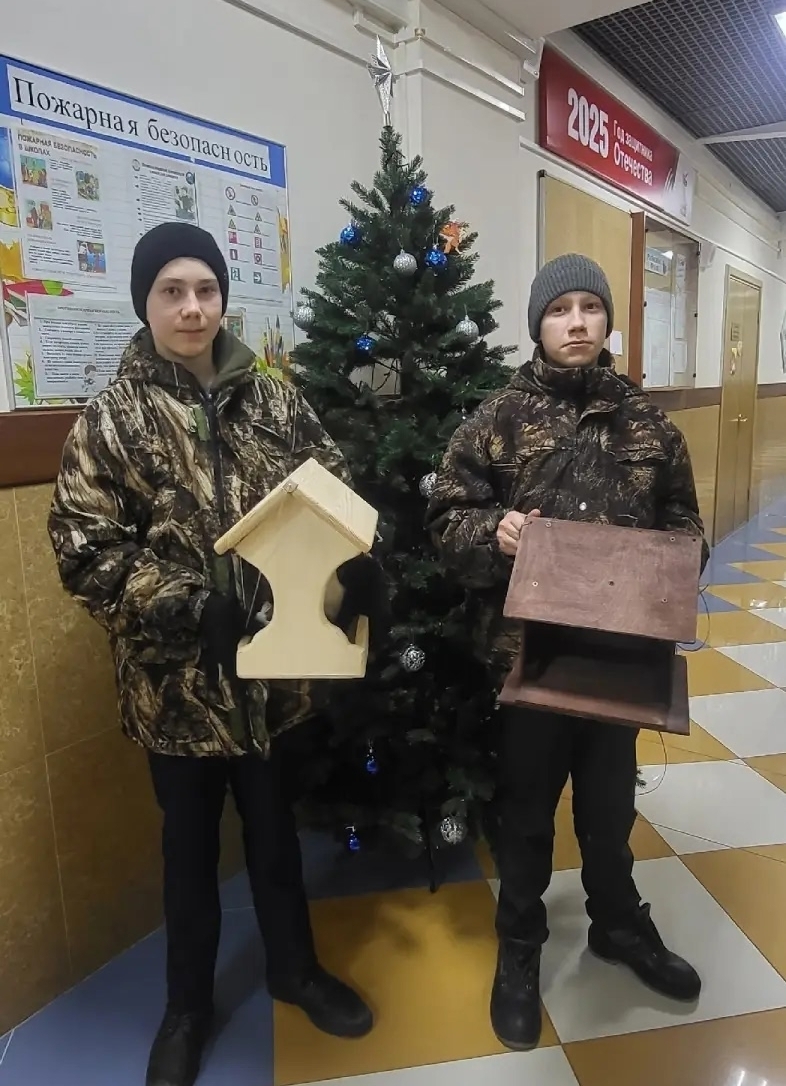 Заботливые руки волонтеров: акция «Накорми птиц зимой» 