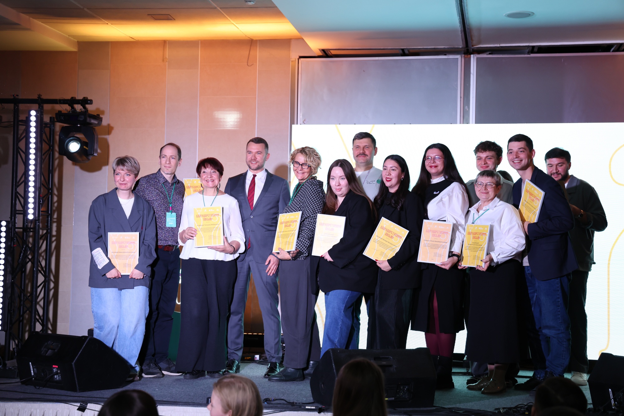 9118c8d6be3d9e25bec7_2000x