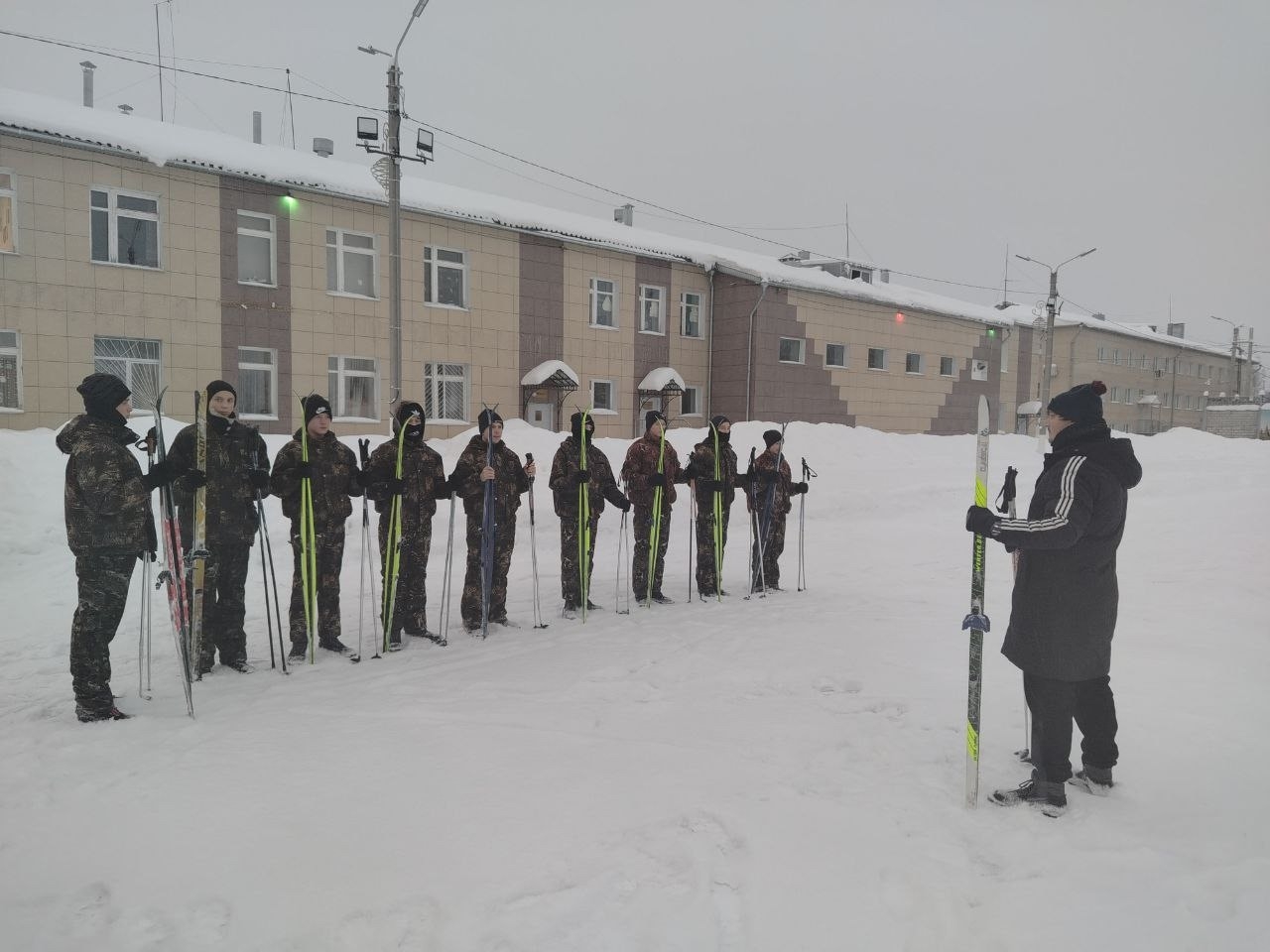 Открытый урок физкультуры: постигая технику лыжного бега