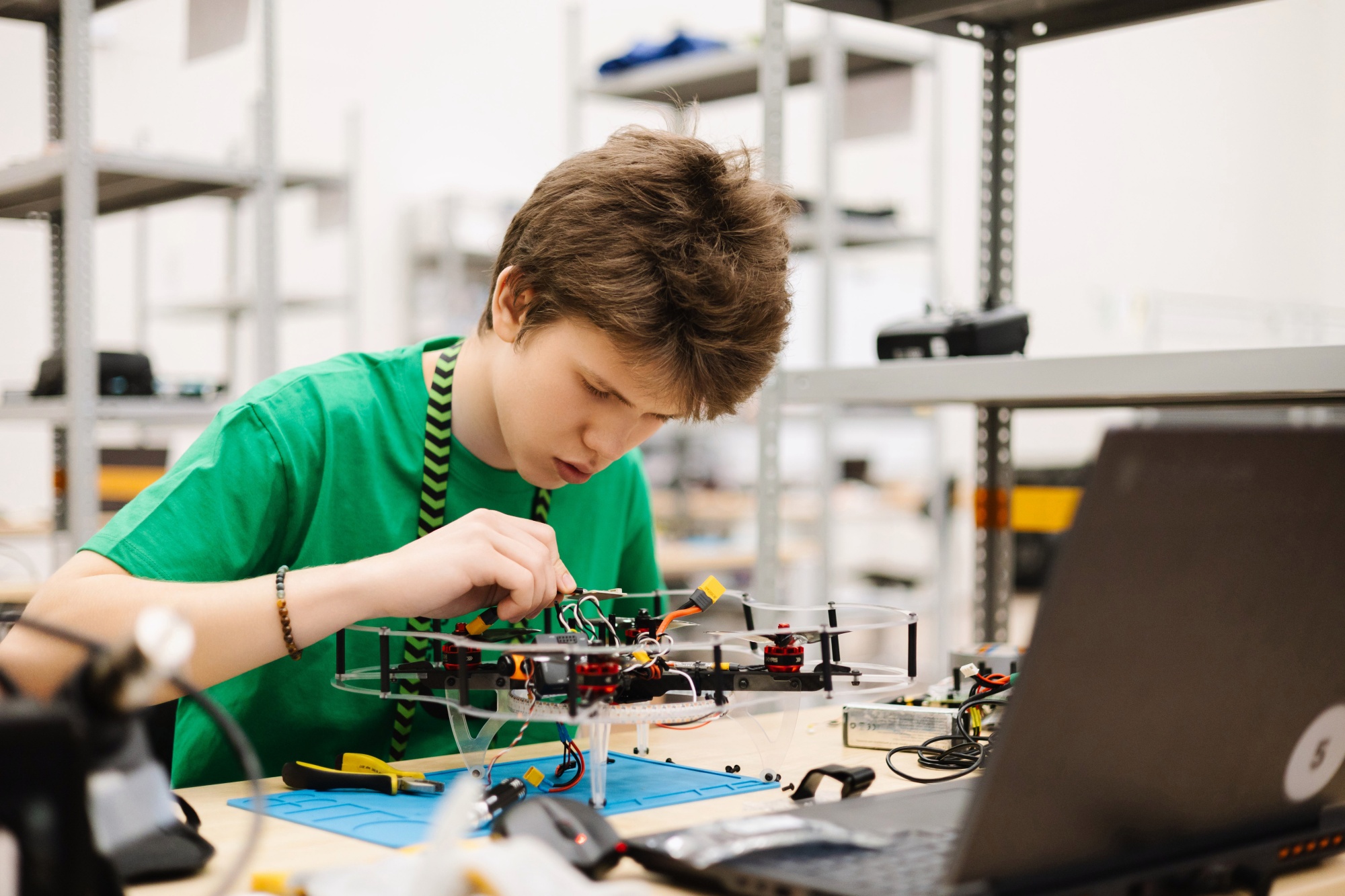 d5392e7529e6df1291df_2000x