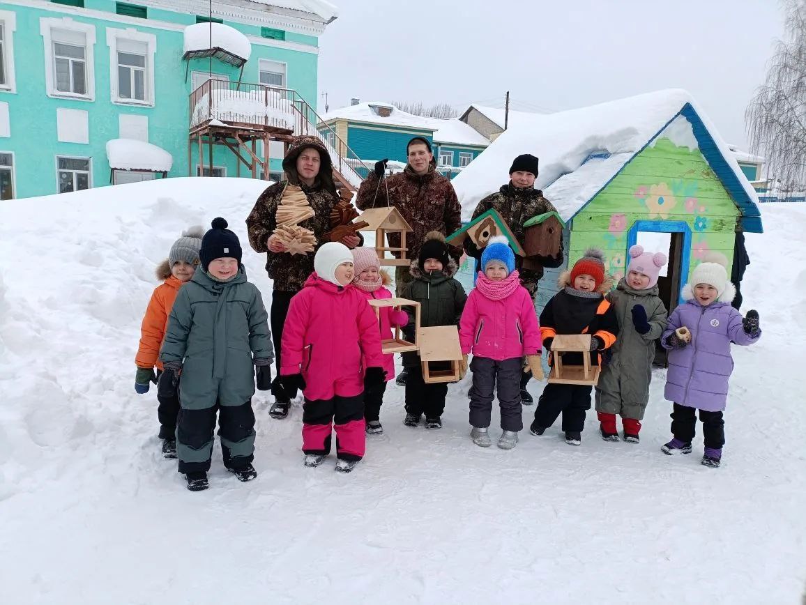 Когда мастерство приносит радость детям и птицам