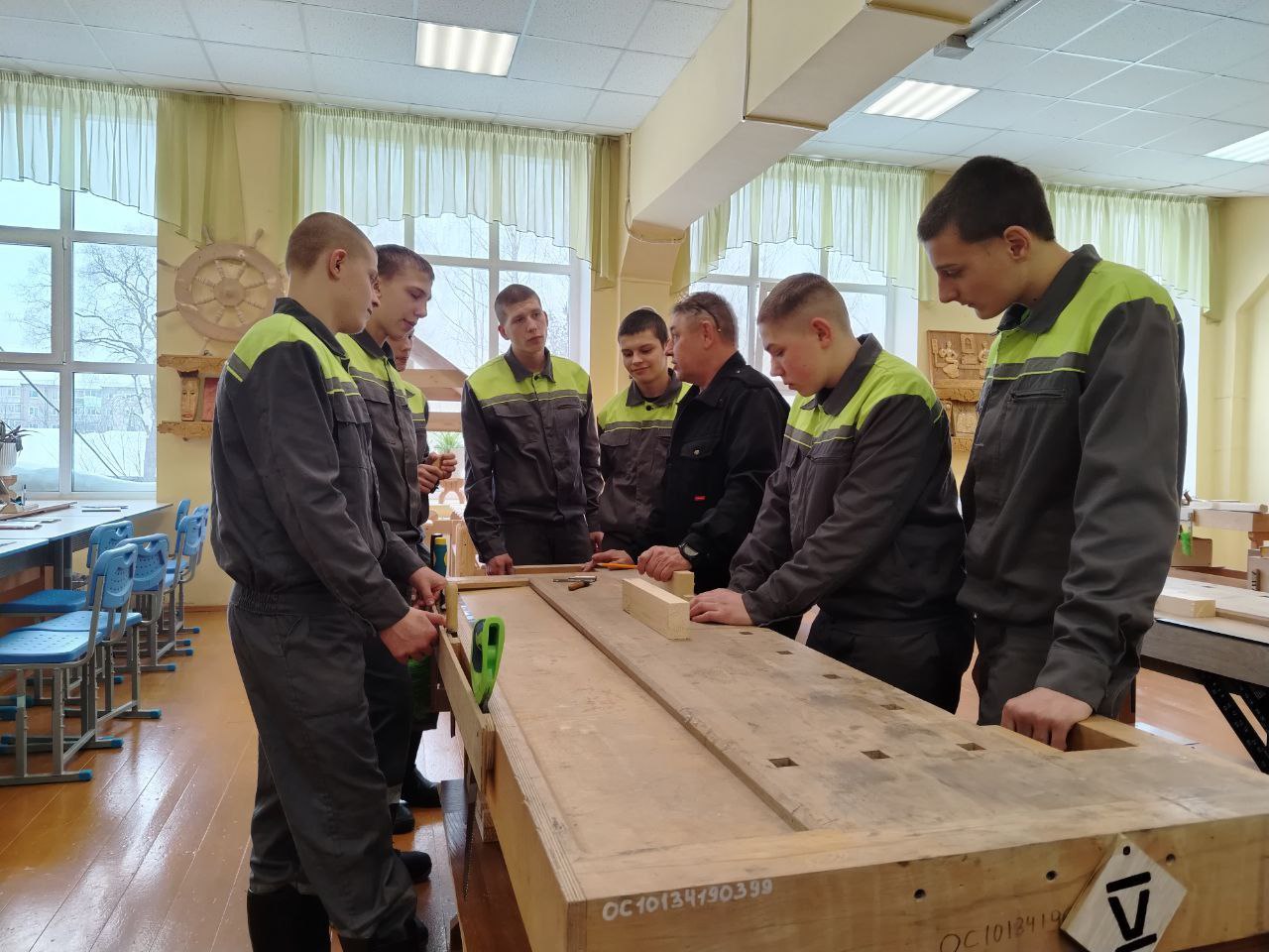 Открытое занятие по столярному делу в Орловском СУВУ