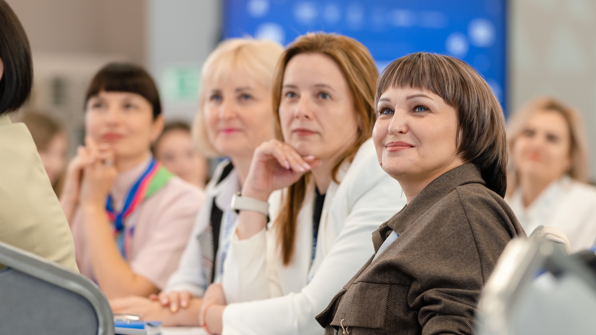 42e6675896bec31781d4_2000x