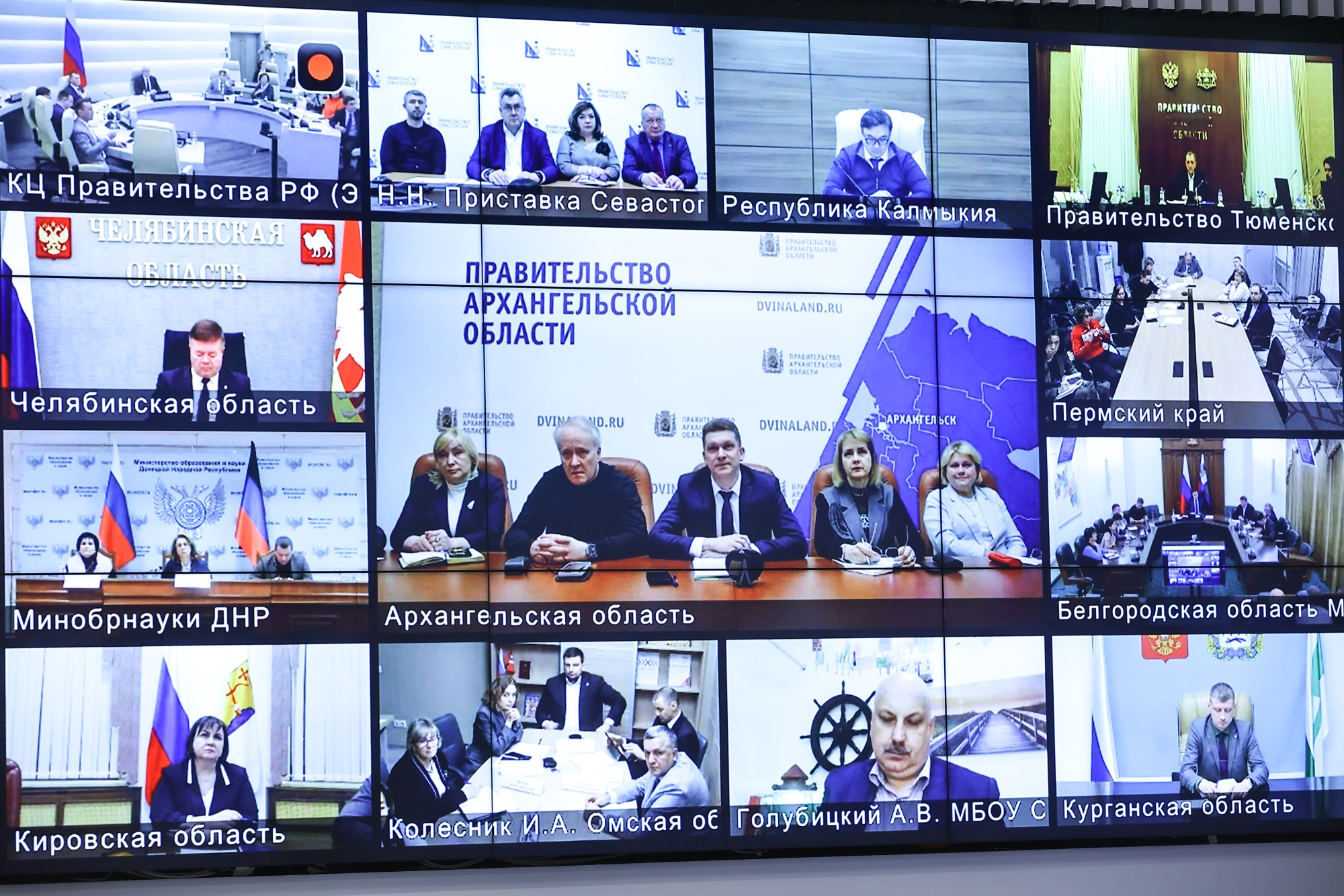 4a0b2e7203f3aa0d236d_2000x