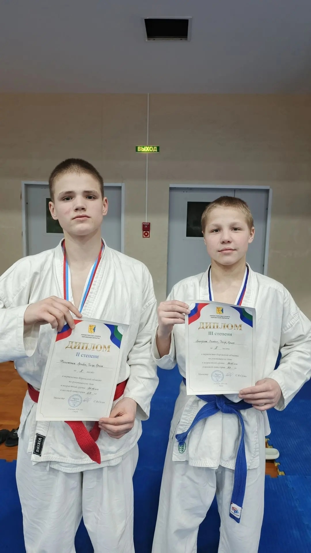 KnCW-m-l0QhWLXJOVJ9VEPYZ2_0Q6UbBqNORawTU6Z4LC18IUci9jhIfFdpoVjKpjNkQTld-P3UChVRC8UD2tGM_