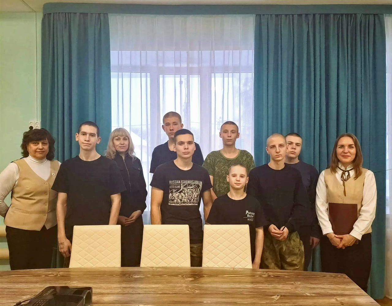 Госуслуги, Пушкинская карта и безопасность: полезный урок для воспитанников Орловского СУВУ