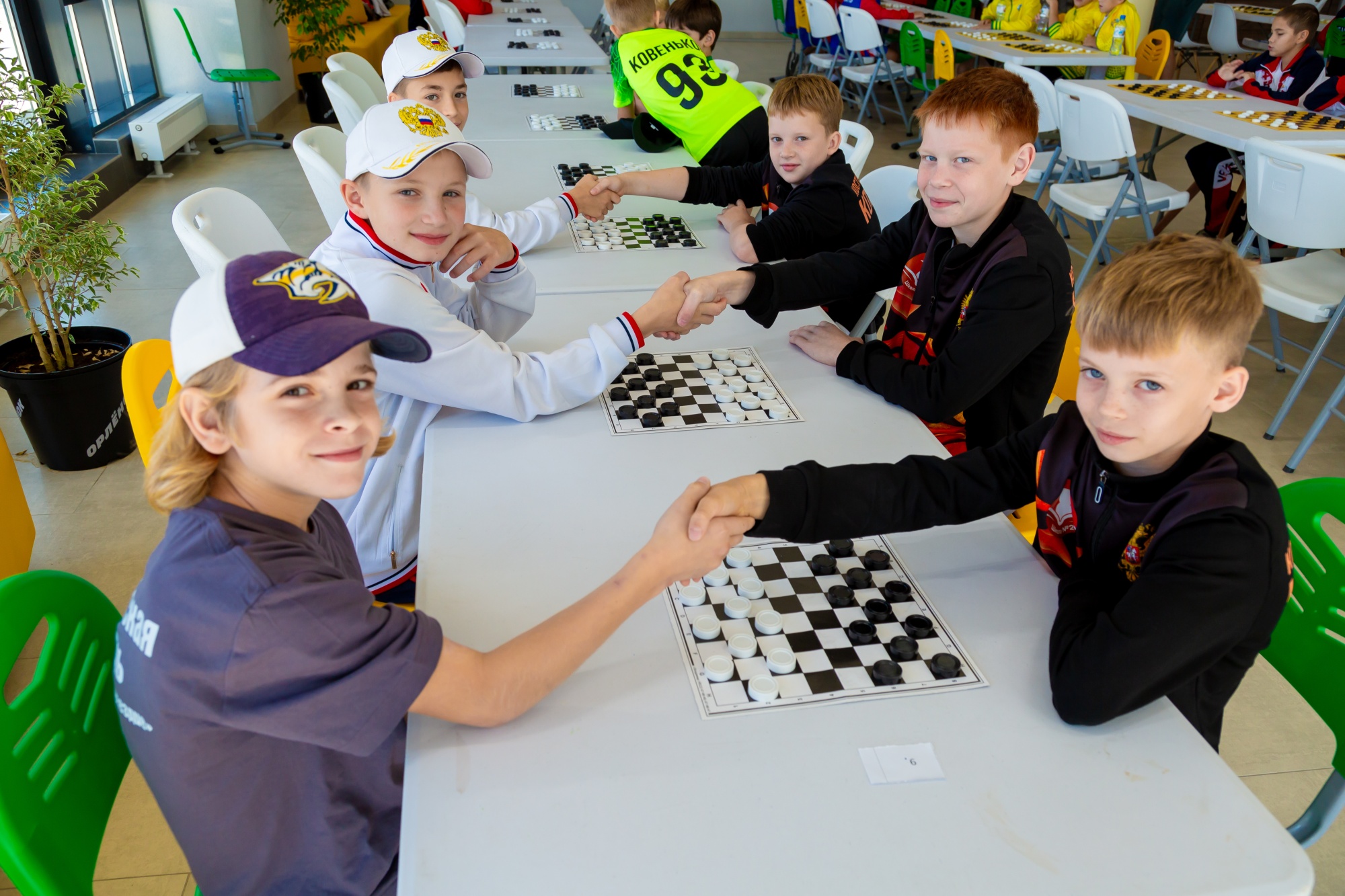 22903771a206ec261262_2000x