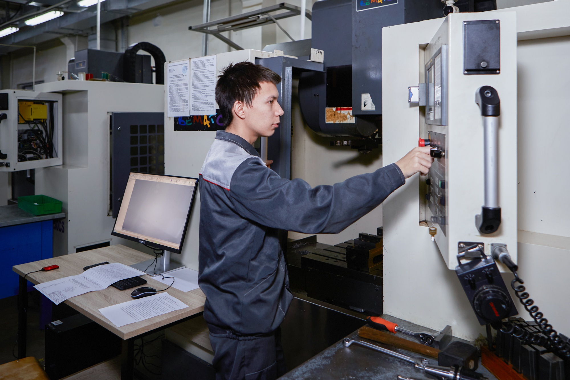 8907a0df82c0d9188284_2000x