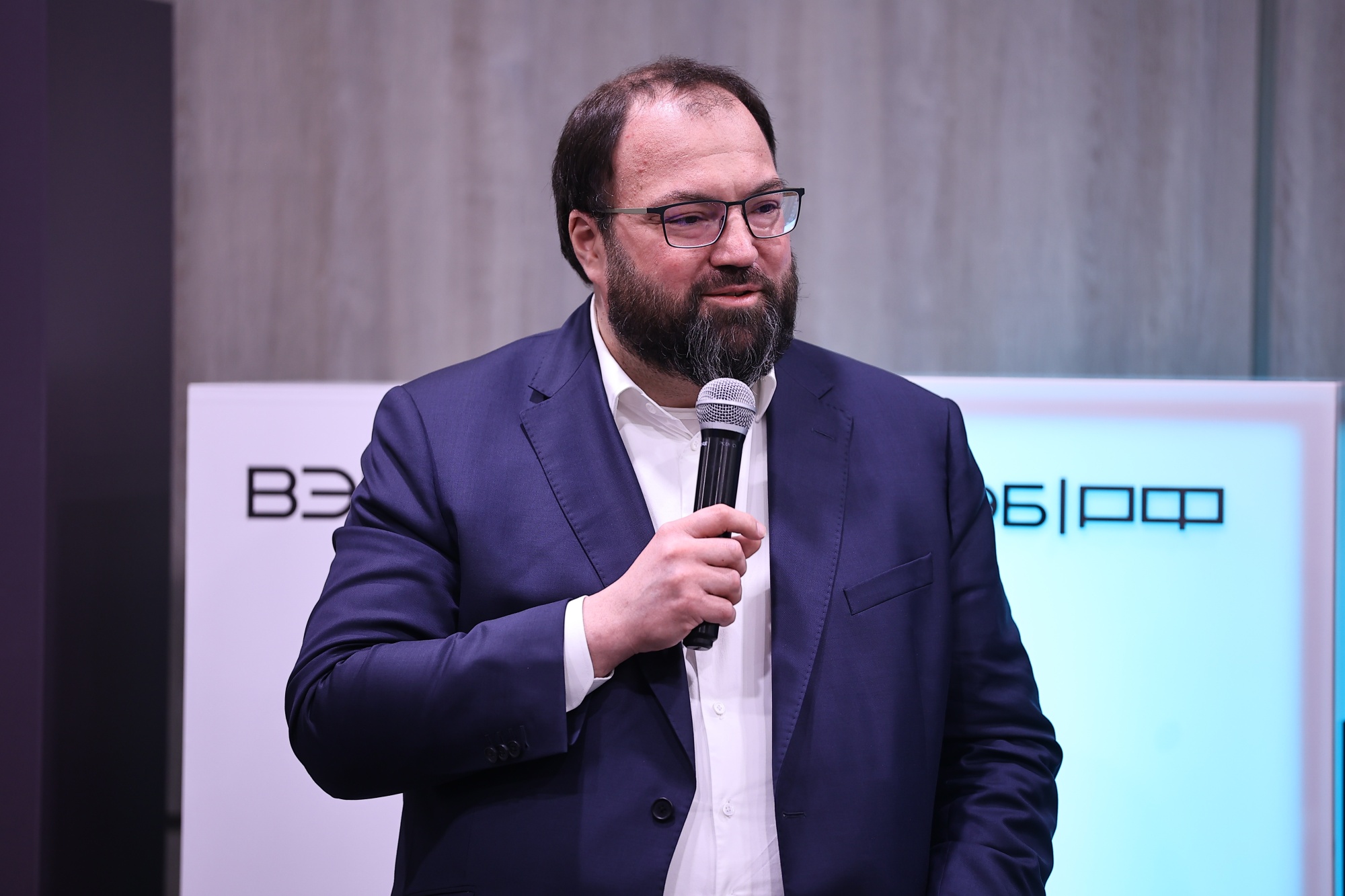 cd30028da642671e9d66_2000x