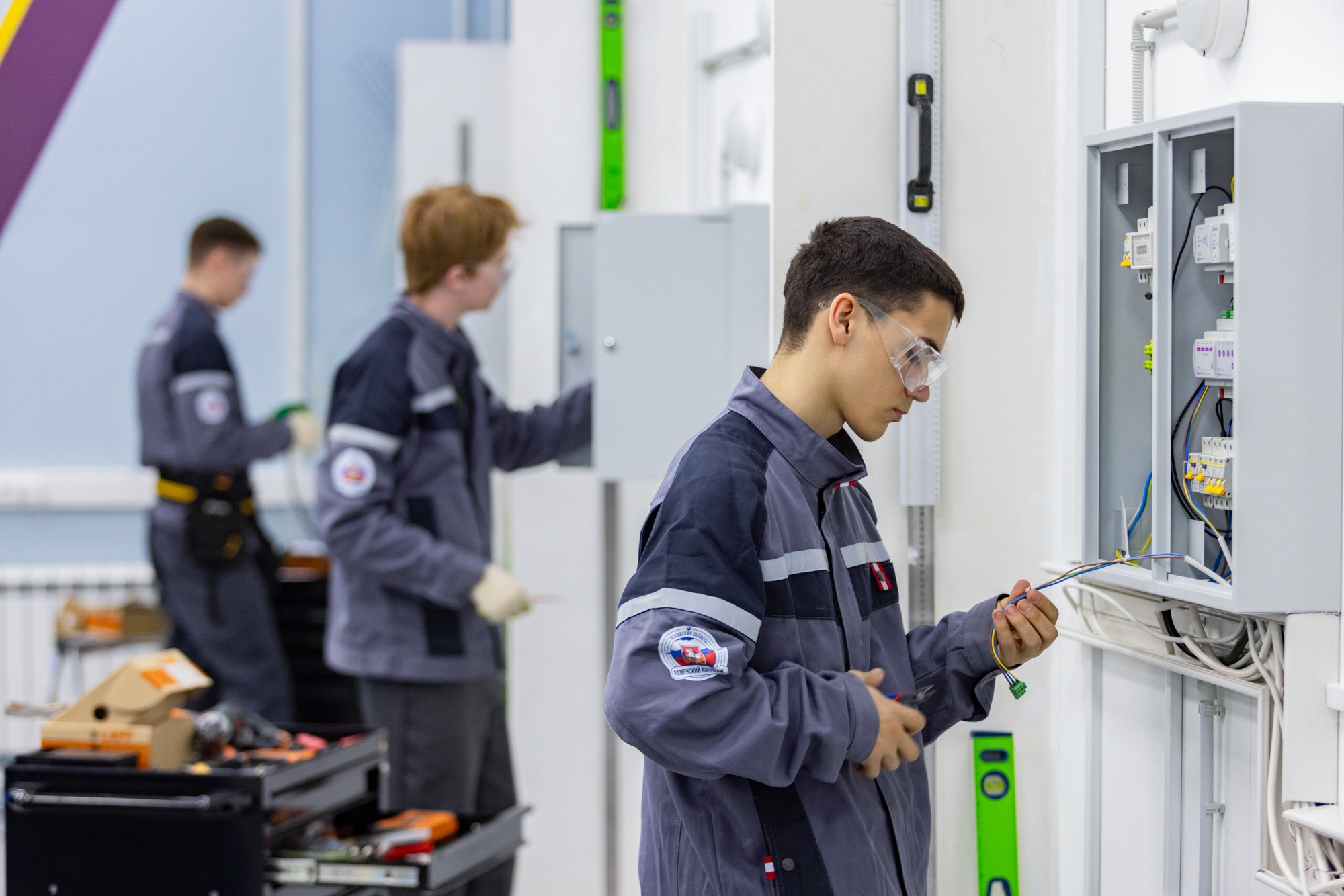 d99a13673bd07dc32947_2000x