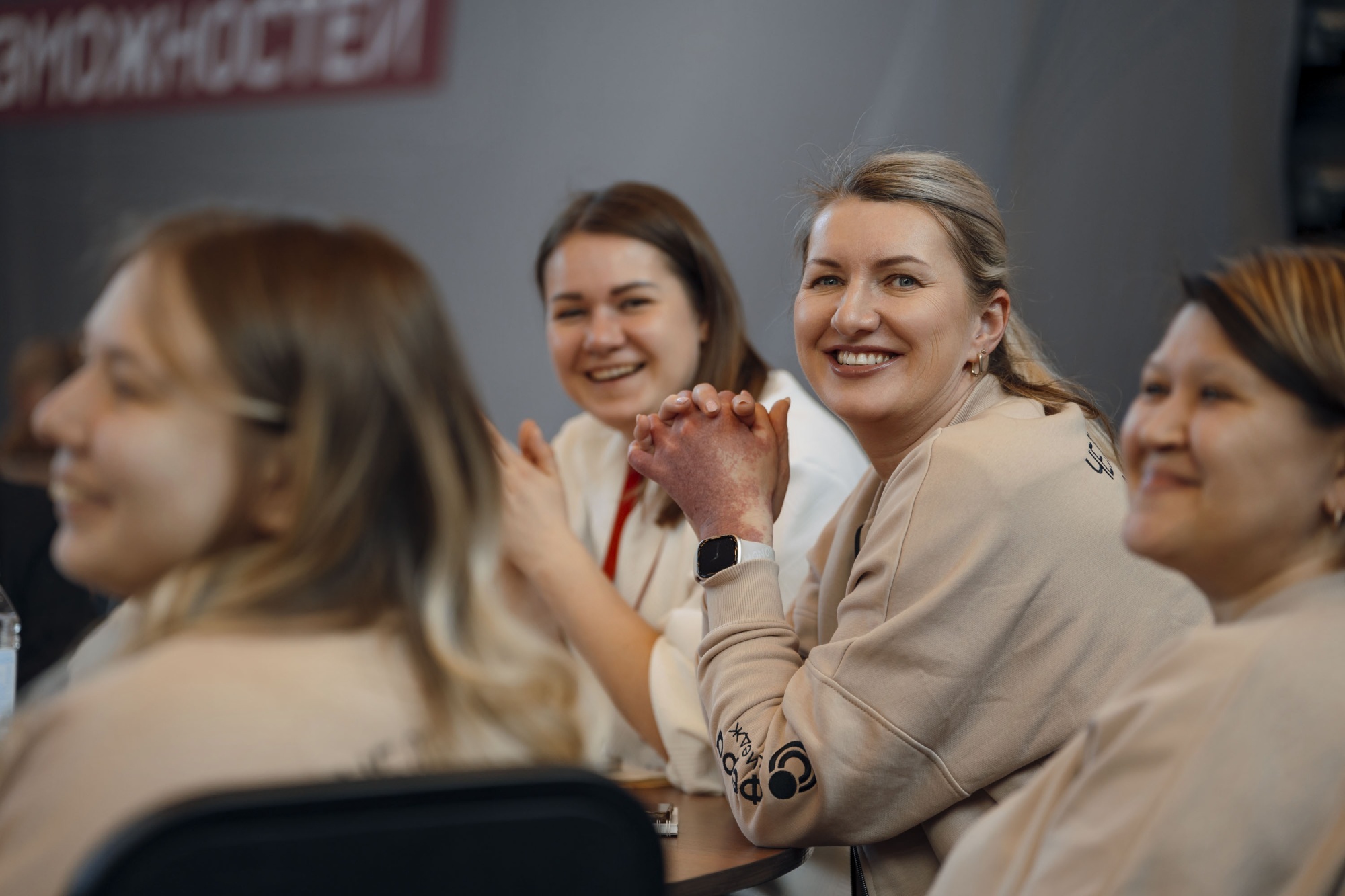 e42a22ace7db3f98f629_2000x