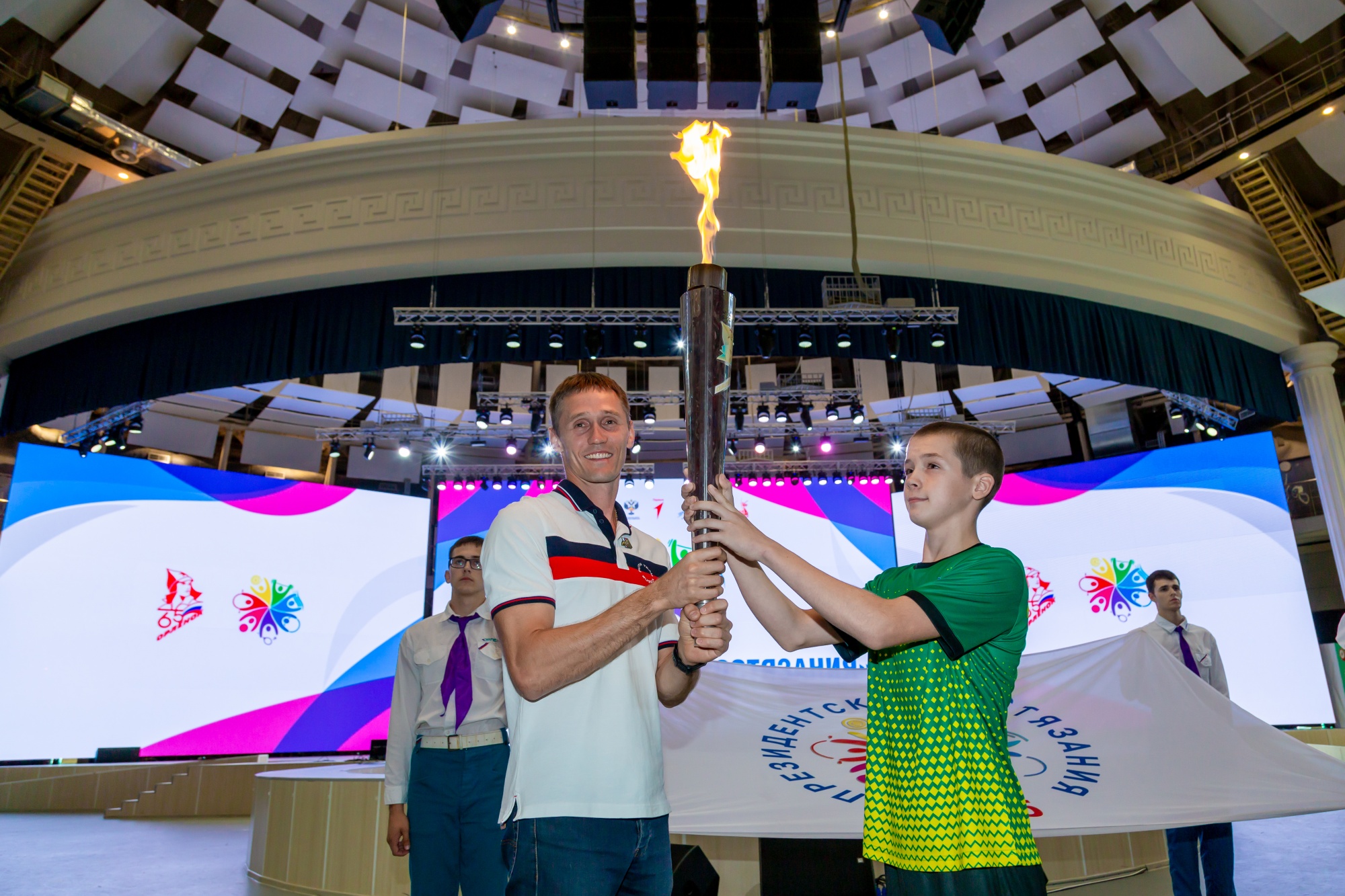 f870695dc10d50612e6a_2000x