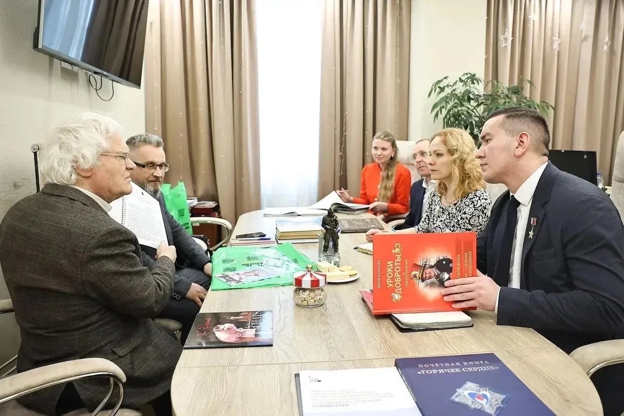 В Минпросвещения России обсудили реализацию программы «Уроки доброты и самопознания» в системе детского отдыха