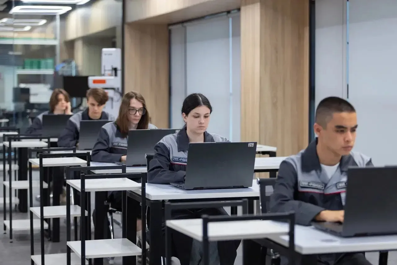 Всероссийское совещание, посвященное проведению ГИА в форме демонстрационного экзамена, пройдет в очном и дистанционном форматах