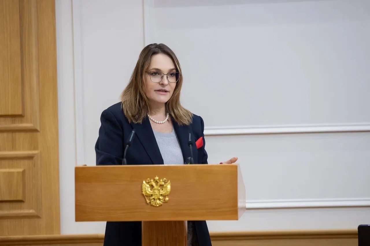 9e96e064720433fb6565_2000x