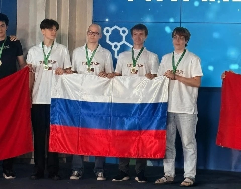 b44a3c7109193141bef8_2000x