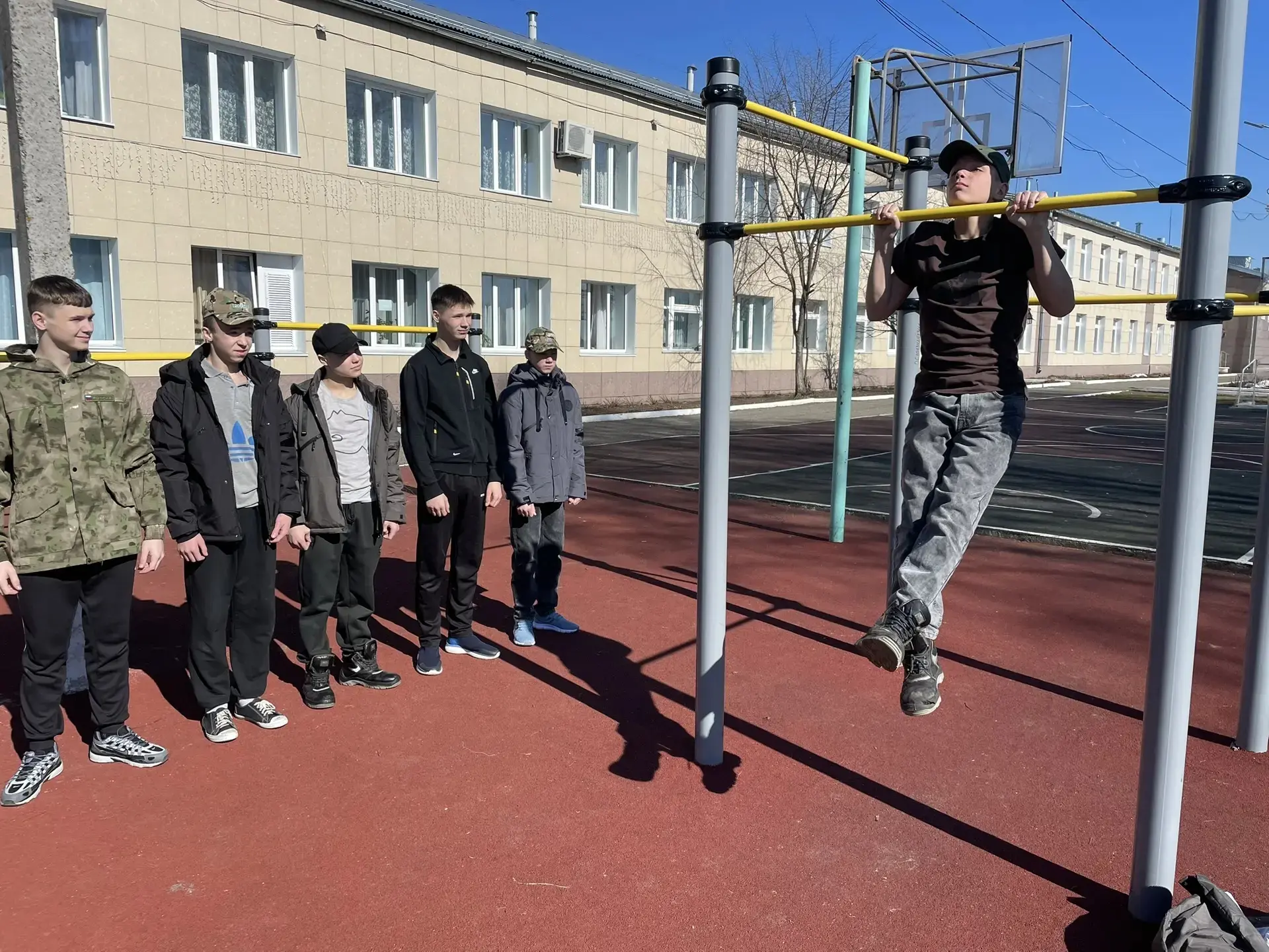 В Орловском СУВУ продолжается «полоса препятствий» для настоящих мужчин: стартовал второй этап соревнований по армейским нормативам