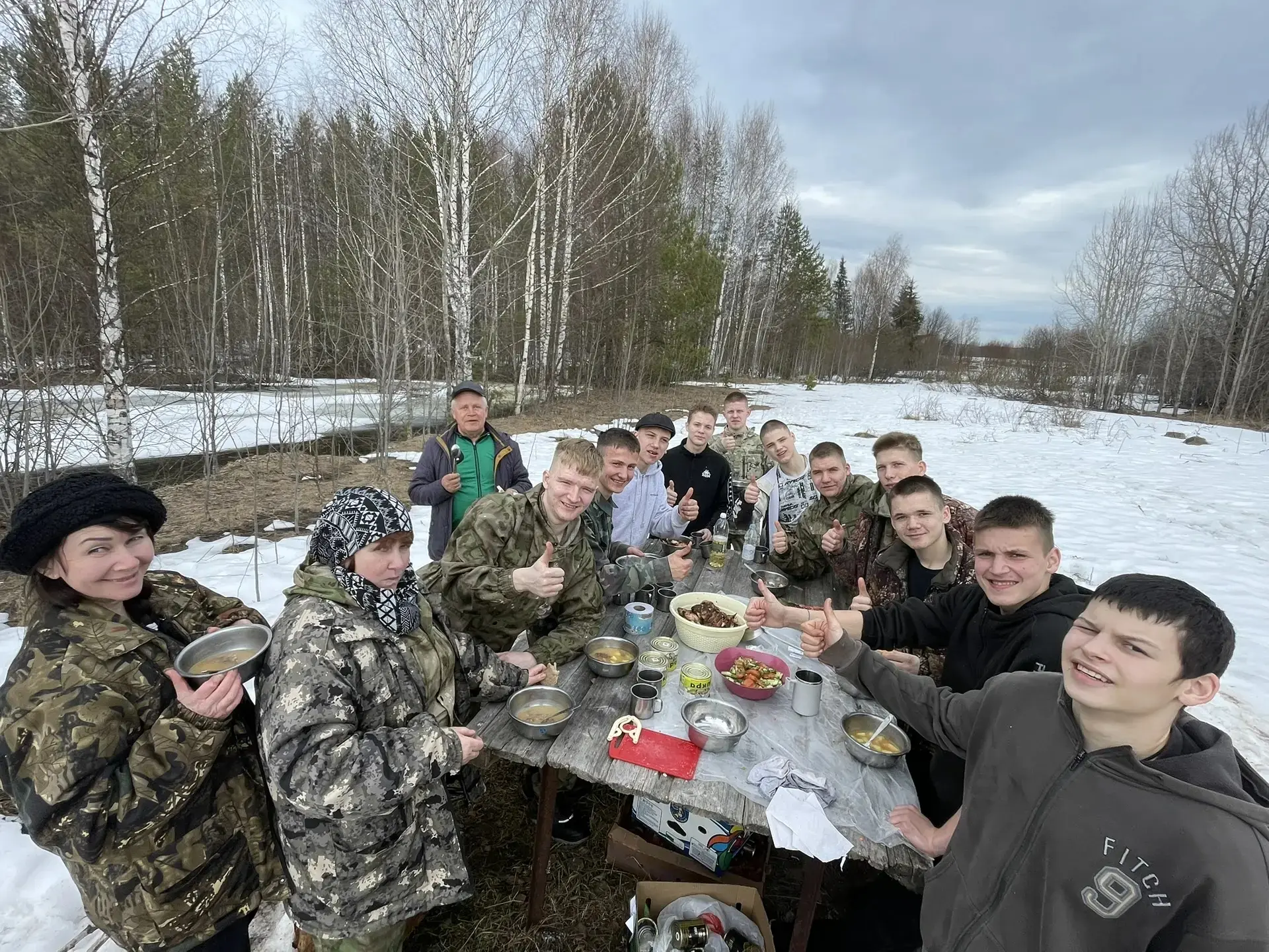Свежий воздух, спорт и настоящая командная работа: День здоровья в 1 группе