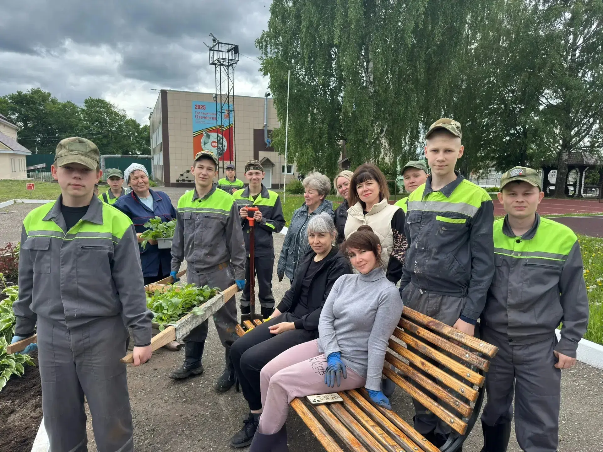 Пятница — день добрых дел: как труд объединяет