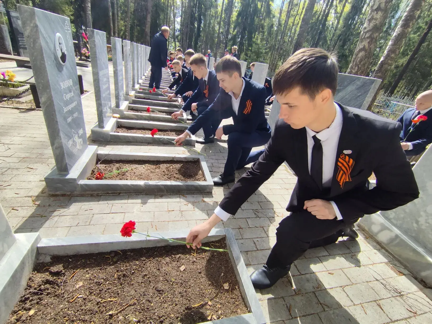 Память, живущая в сердцах: воспитанники Орловского СУВУ чтят героев