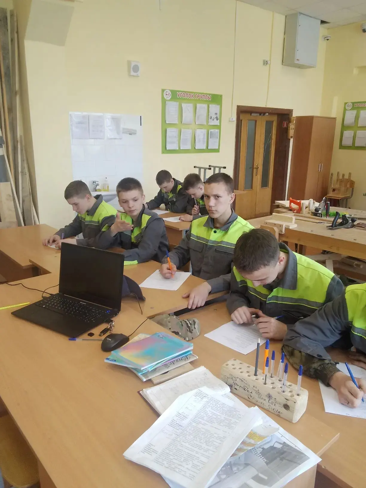 В Орловском СУВУ выбирали лучшего столяра