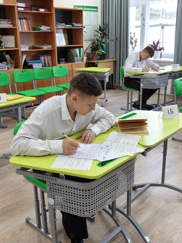 Финишная прямая: как 9-й класс сдаёт главные экзамены года