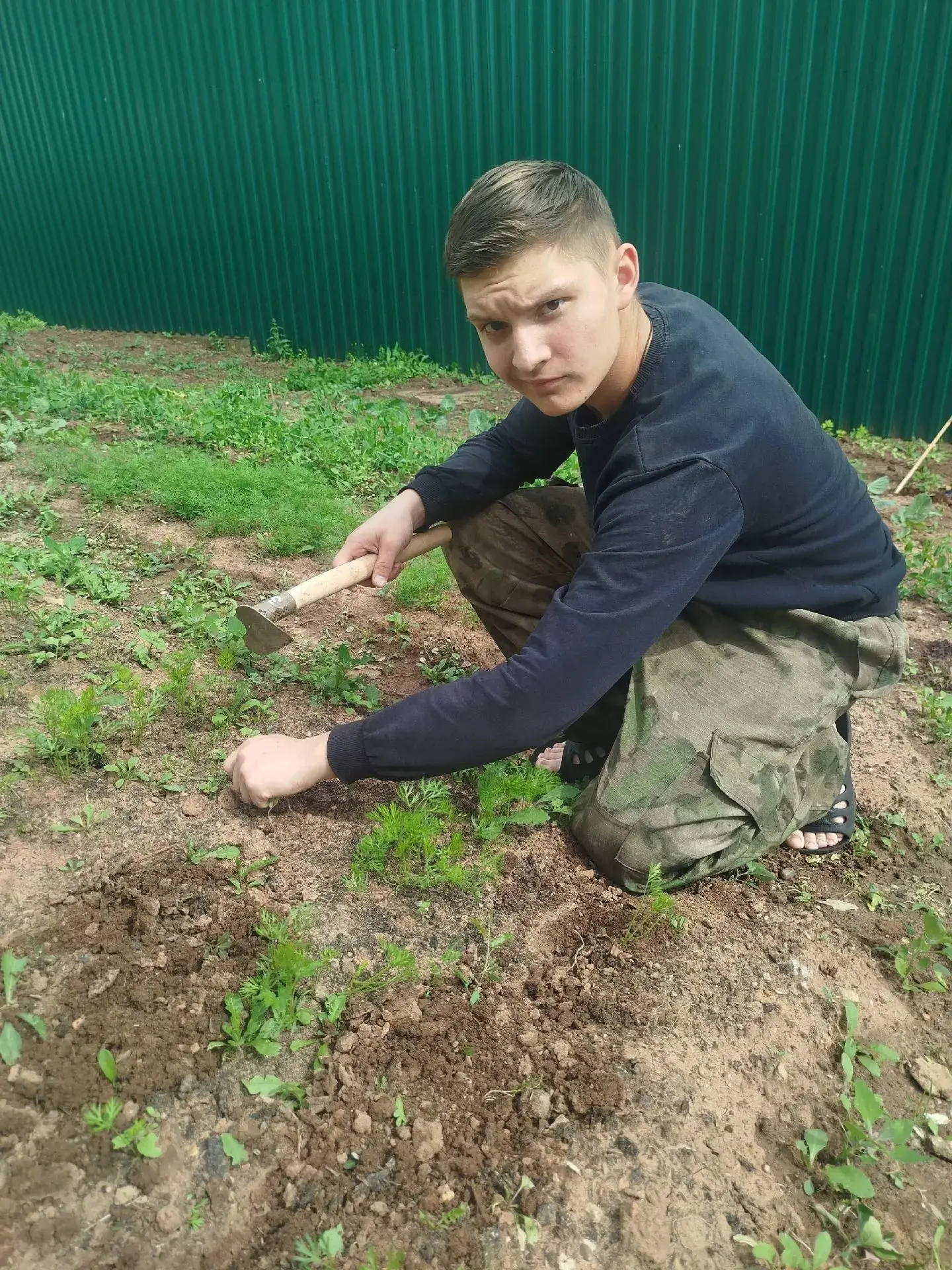 Труд во благо: в Орловском СУВУ продолжается реализация проекта «Зелёный остров»