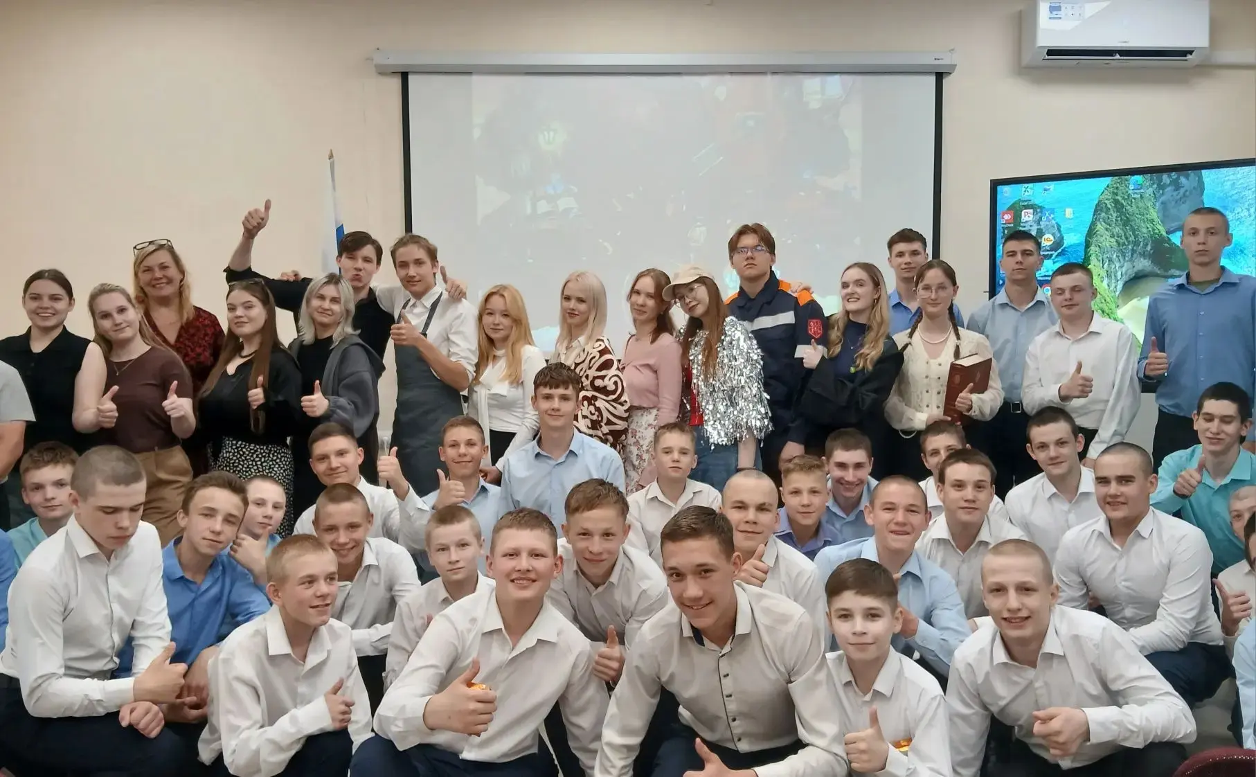 «Студенческий десант» высадился в Орловском СУВУ: встреча с правильными смыслами