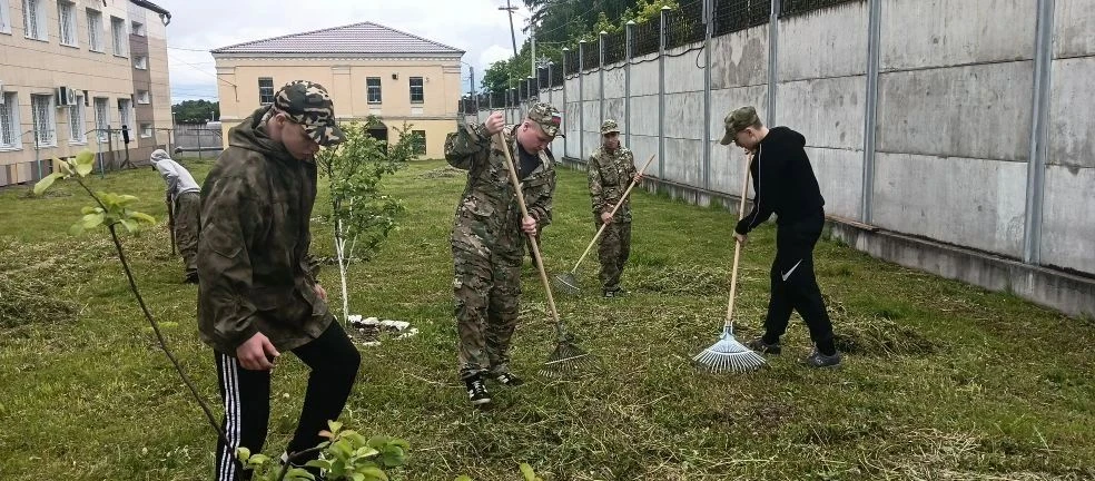 Труд — основа личности и будущей профессии