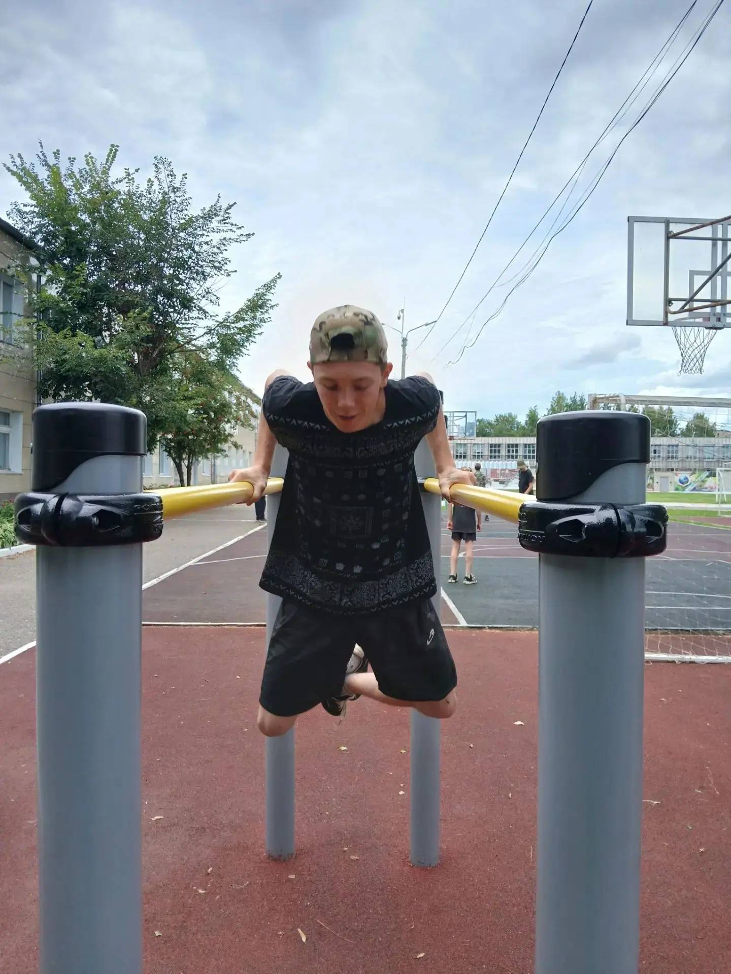 i