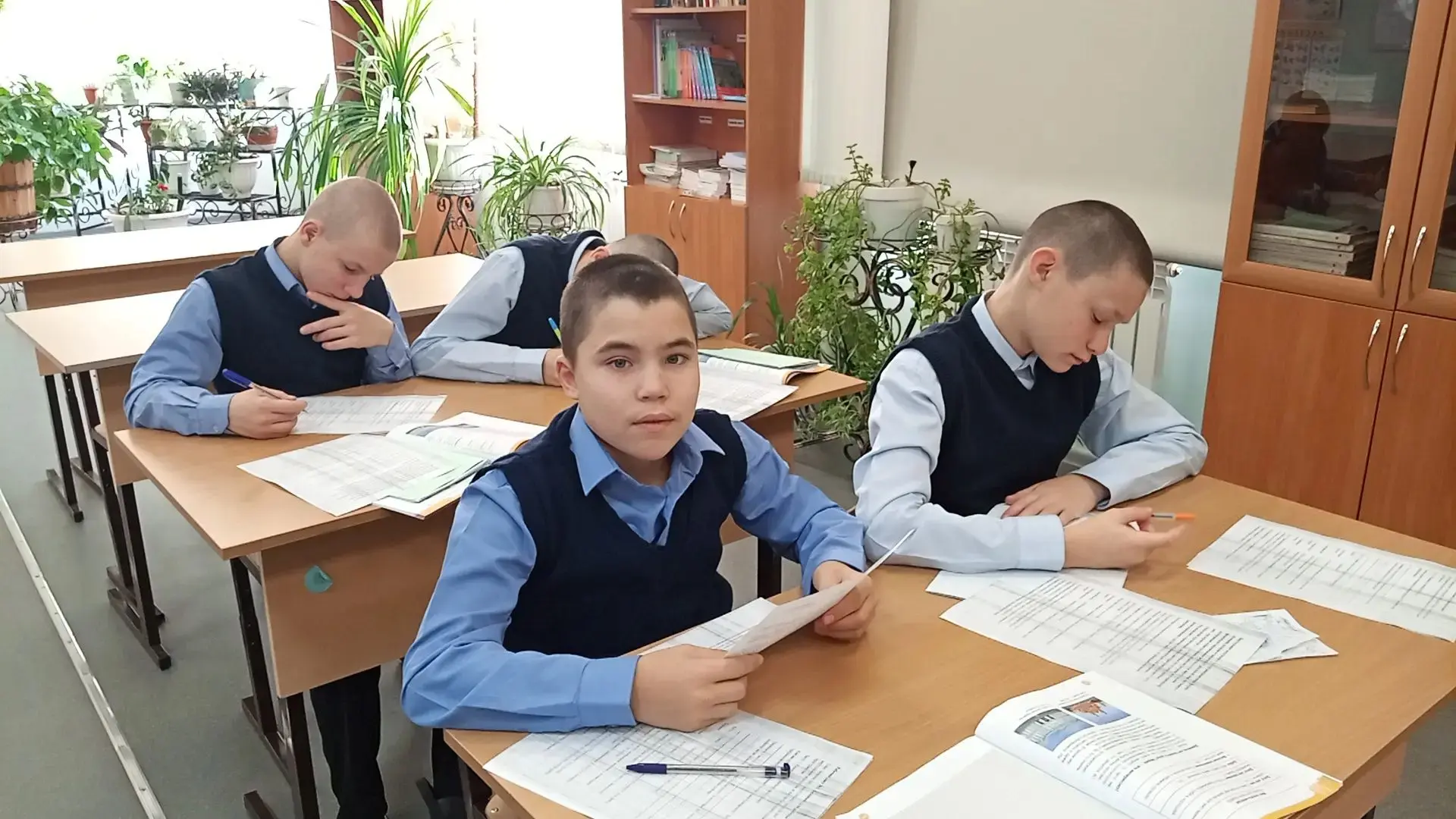 «А у нас, оказывается, есть такое!»: уроки ОСЖ подарили ребятам встречу с малой Родиной