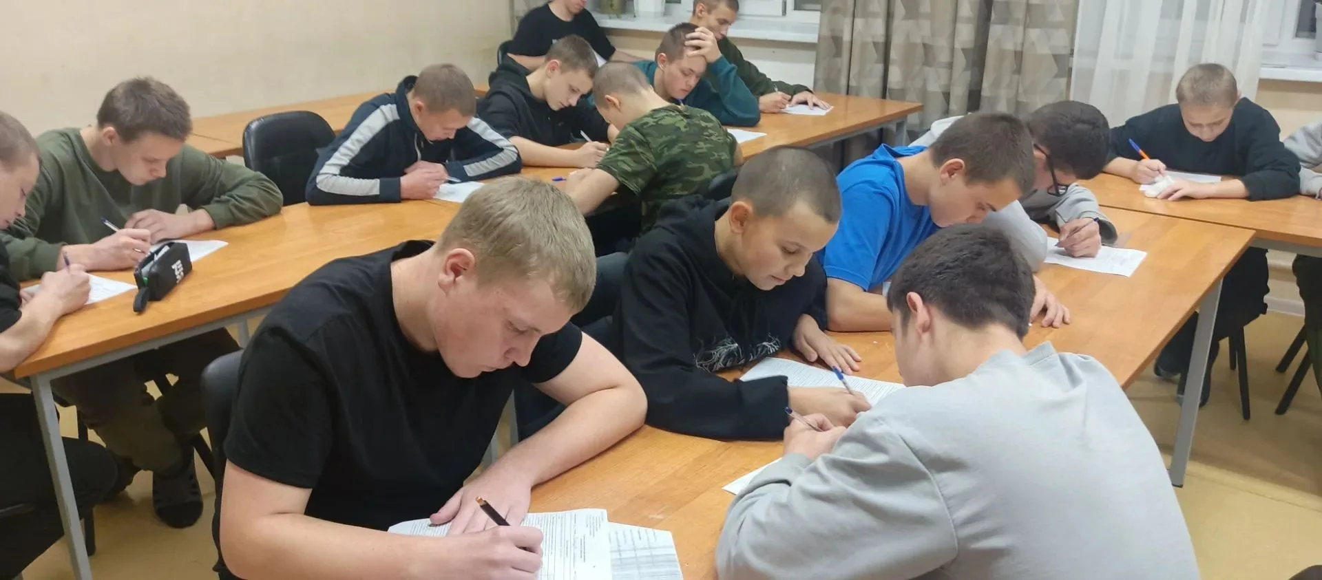 В 4 группе Орловского СУВУ проверили уровень правовой грамотности и сплоченности воспитанников