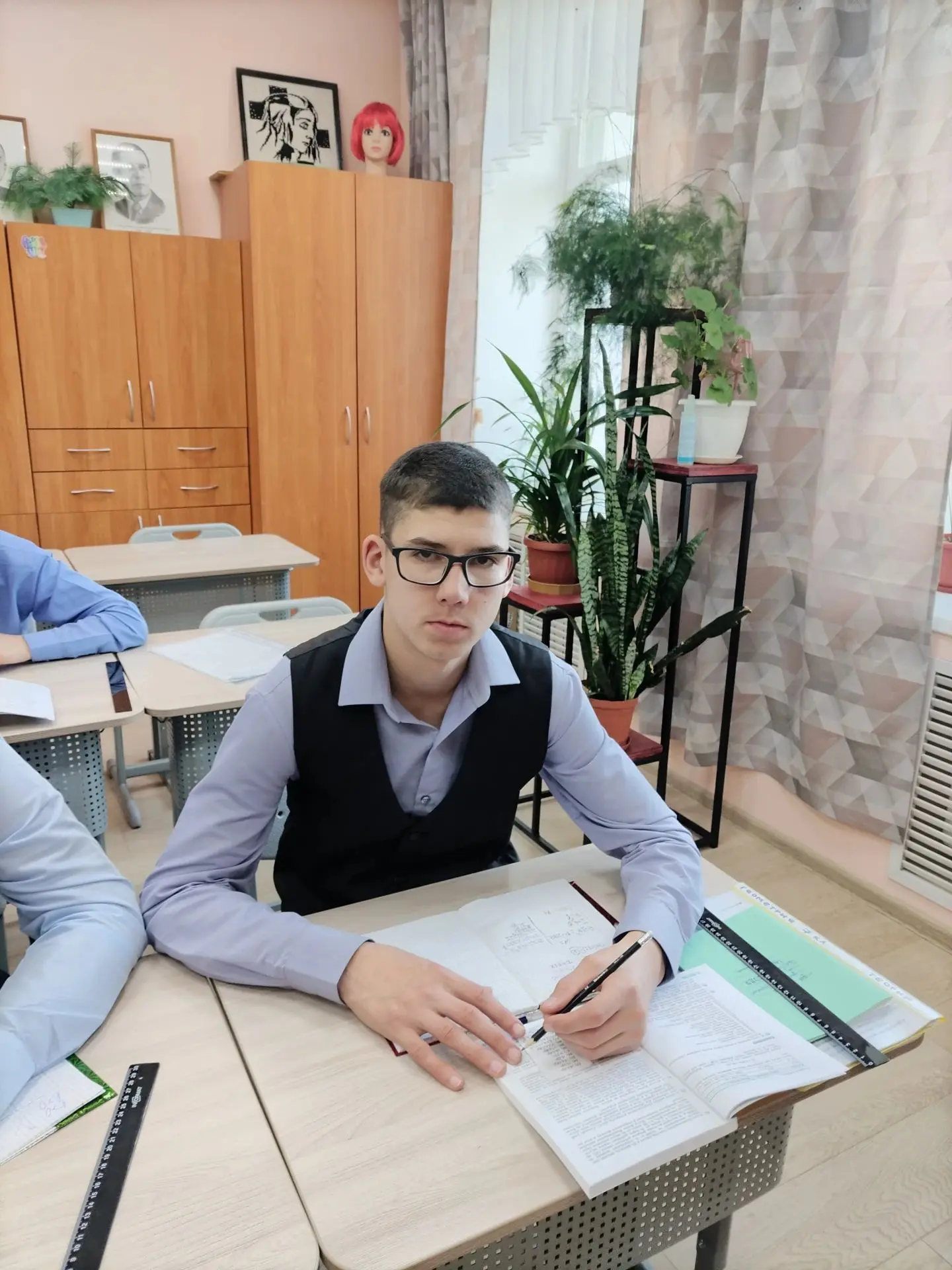 Последний рывок: как девятиклассники штурмуют ГВЭ по математике