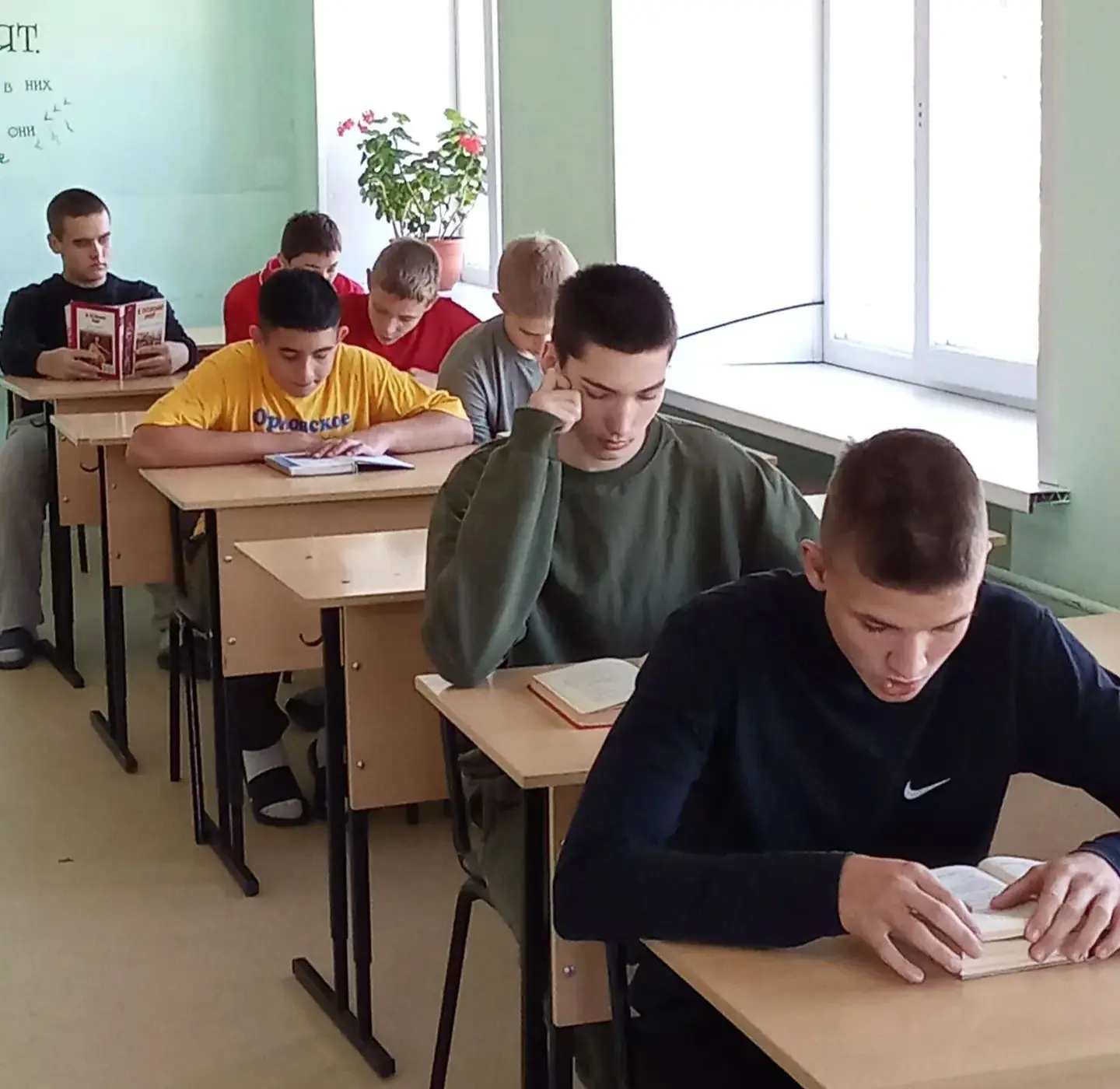 Час чтения в первом отделении: книги, которые воспитывают душу