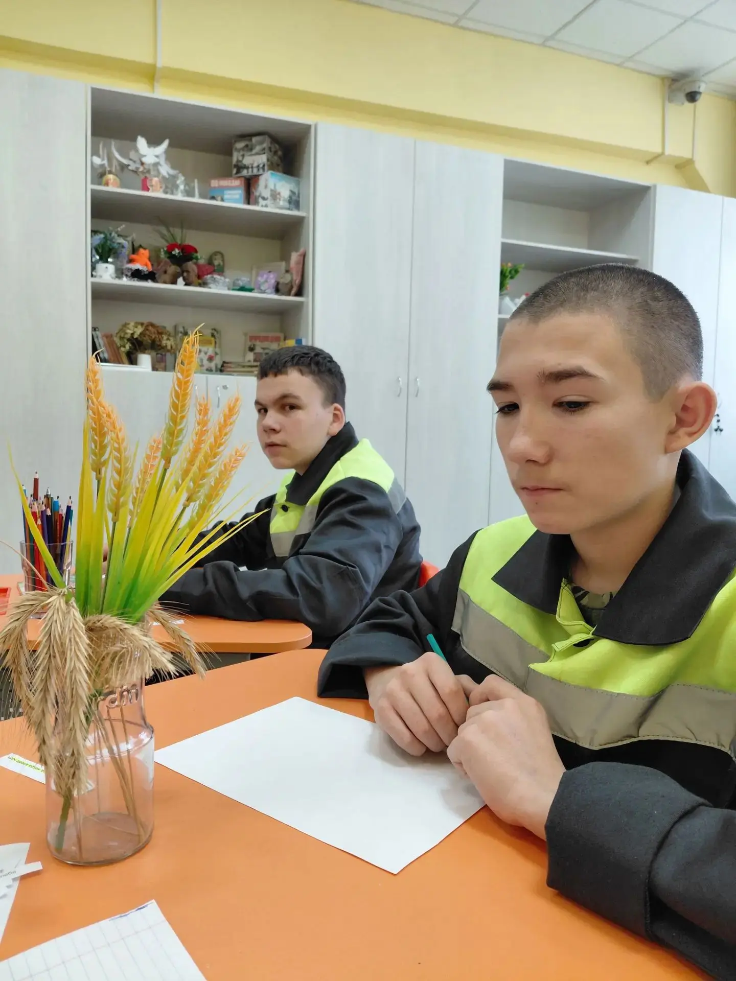 «Хлеб — всему голова»: урок ко Всемирному дню хлеба в группе плодоовощеводов